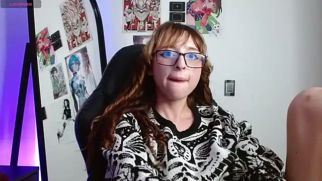 دردشة CelesteAyase الجنسية المباشرة