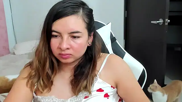 __Emma__11__Lecat_'s Live XXX Chat