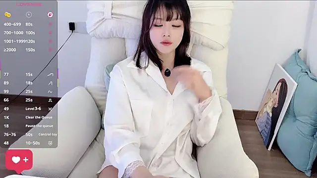 peachy_kiss' Live XXX Chat