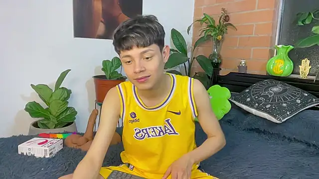 Andy_Belier23 Obrolan Langsung XXX