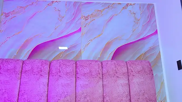 emmacurvy Chat XXX in diretta