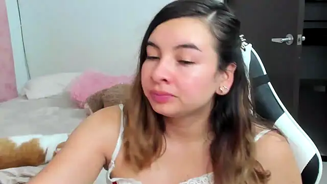 __Emma__11__Lecat_ Chat XXX in diretta