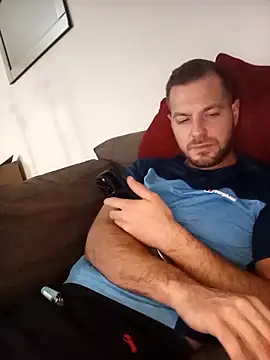 THE_CHEEKY_ALPHA élő XXX-chatje