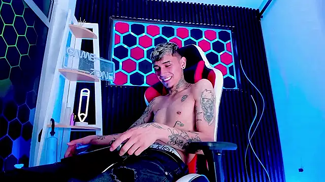 Chat +18 de Max_Hader_ ao vivo