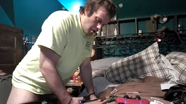 charactrzero's Live XXX Chat