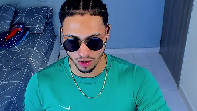 Chat XXX en directo de Kris_Khalifa69