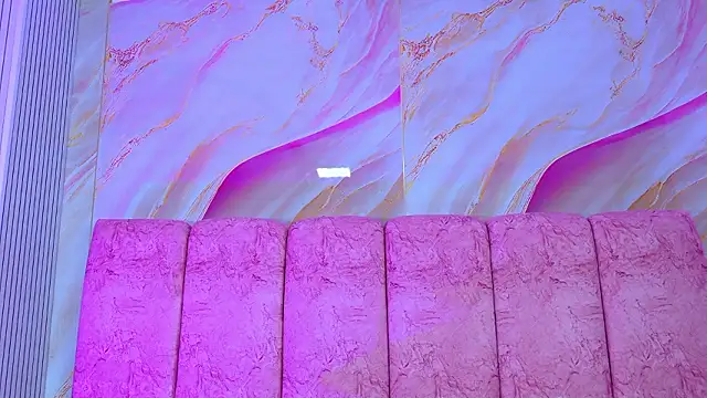 emmacurvy's Live XXX Chat