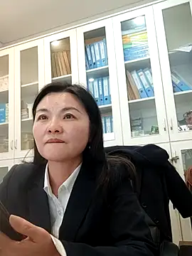 ialnuyoa_h's Live XXX Chat