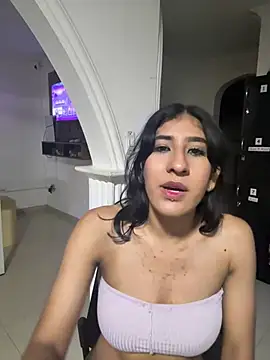 Violet_rousse7: онлайн-секс-чат