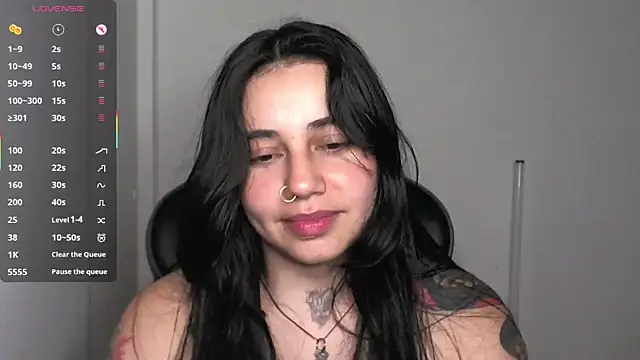 val_bardot's Live XXX Chat