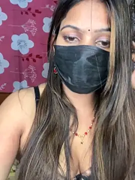 Show de CUTI-NAINA na webcam