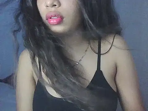 VictoriaSkinny's Live XXX Chat