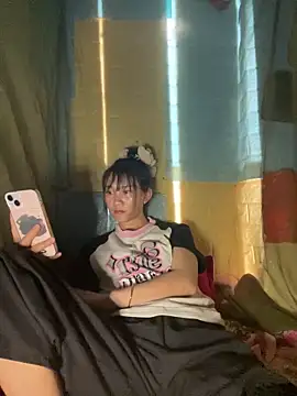 Lucky-baby077's Live XXX Chat