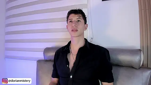 Dorianmistery2322_ Live XXX-Chat