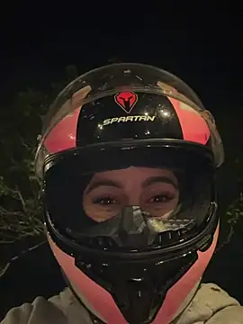 _kathaLopez_のライブXXXチャット