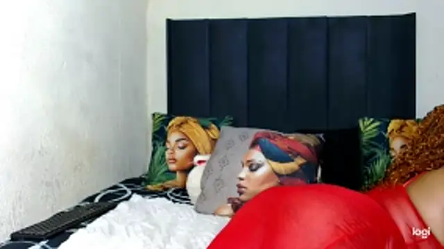 Živý XXX chat quenliyasa