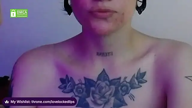 โชว์เว็บแคมของ lovelockedlips