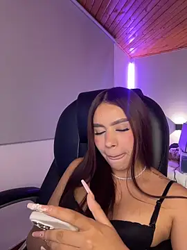 Karina16_pink Live XXX Chat