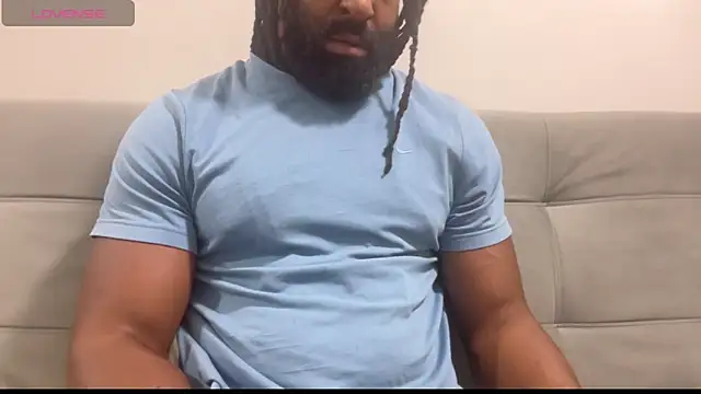 blackmuscles élő XXX-chatje