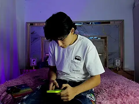 monky_0002 webcam show