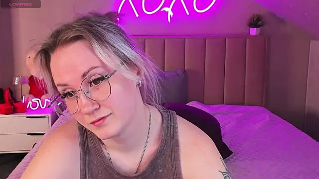 Živý XXX chat Jooyce_Howward