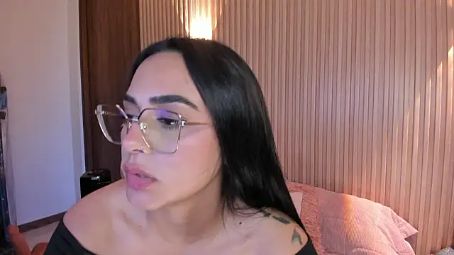 AMELIE_xx – Live XXX-chat