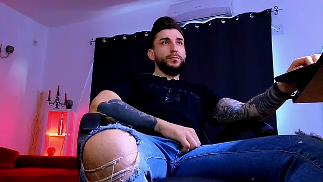 MightyAaron66 Pertunjukan Webcam