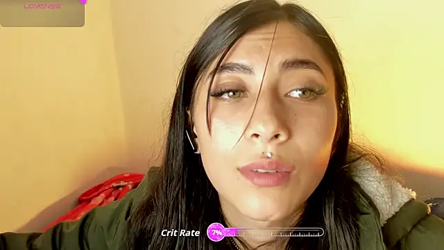 Alanaloiiss_'s Live XXX Chat