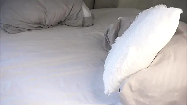 MonetLeitman Chat XXX in diretta