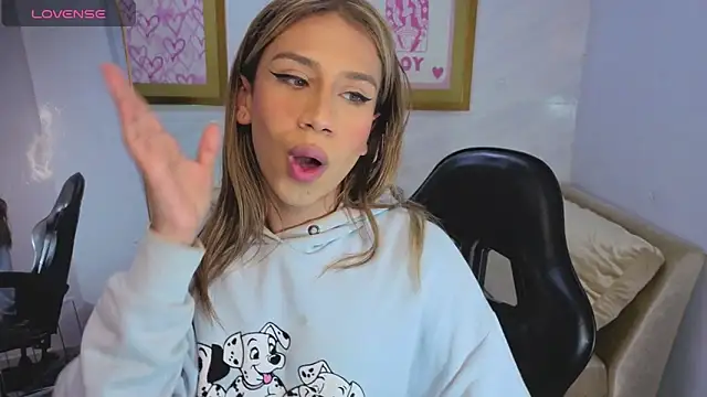 Chat +18 de Evy_Luxx_v ao vivo