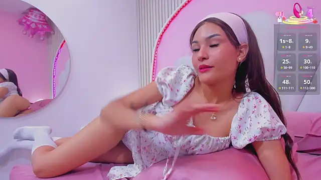 Show modela mia__poppy na web-kameri