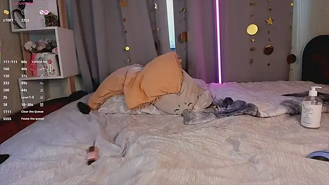 Jess_Lui: онлайн-секс-чат