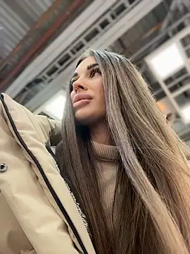 Charming_Ritta élő XXX-chatje