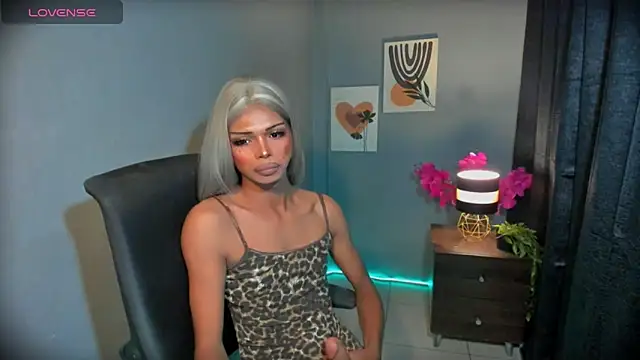 xEllaineCumsLotx Pertunjukan Webcam