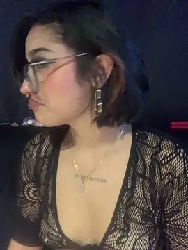 Chat XXX ao vivo de LilithMonette