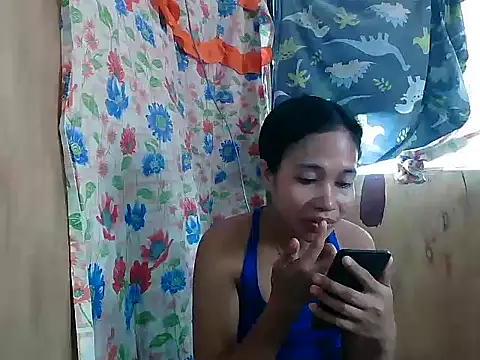 Chatroom XXX en direct de PinaySkinnyGirl