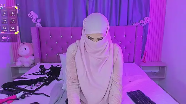 Nayla-Mounaのウェブカメラショー