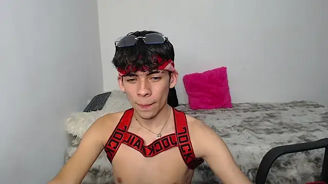 Rimuru17 Chat XXX in diretta