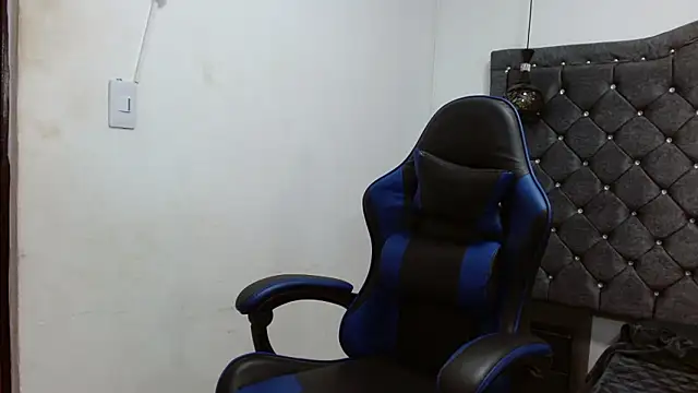 luka_big18 Live XXX-chat