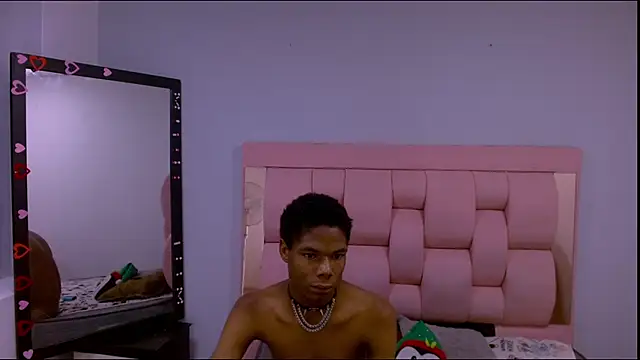 Czat XXX na żywo – Santiago_Ortiz_