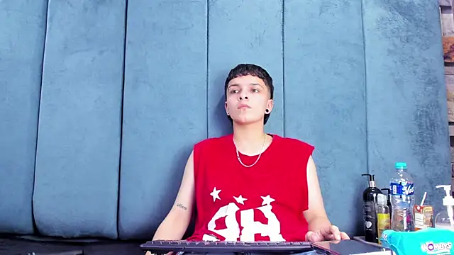 Chatroom XXX en direct de Megan_Thompson_