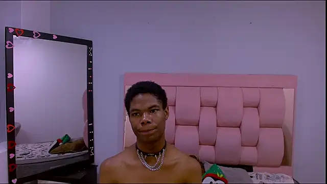 عرض كام Santiago_Ortiz_