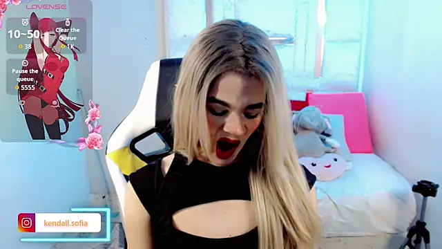 Chat XXX en directo de Sophiaa_doll_