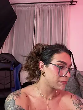 Онлайн чат XXX Samantha_Bernardo