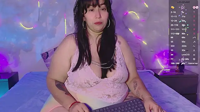 emmajohnss Chat XXX in diretta