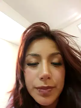 Lau1127 Chat XXX live