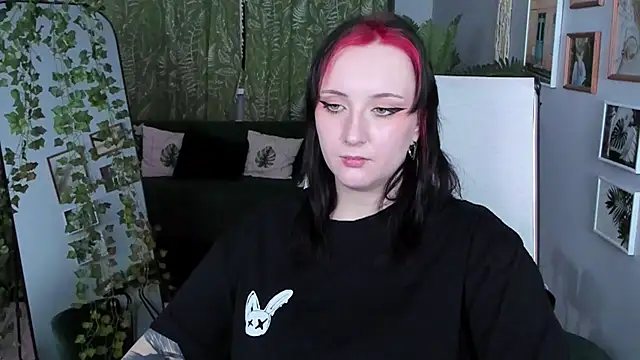 AsheLucker 即時 XXX 聊天