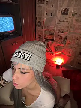 i_am_nina_ 即時 XXX 聊天