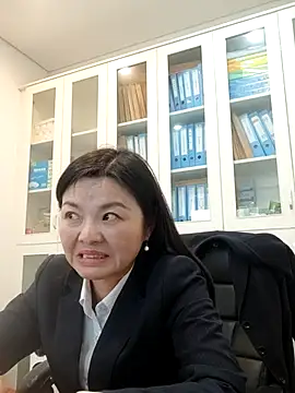 ialnuyoa_h Chat XXX live