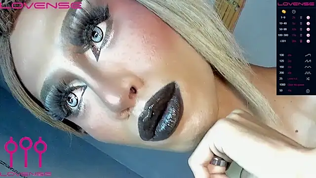 anitacruise Adlı Modelin Web Kamerası Şovu